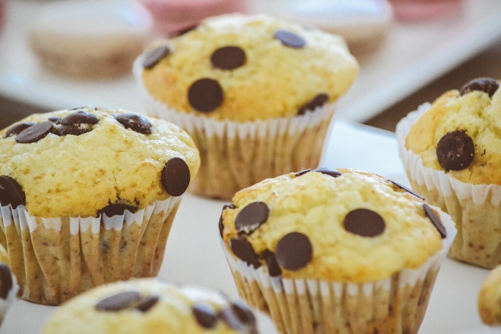 cupcakes, muffins, baking-2179039.jpg